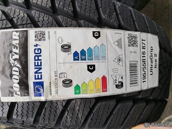 195/55/16 zimni pneu GOODYEAR 195/55 R16 - 3