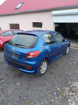 Peugeot 206+ 1.4i - 3
