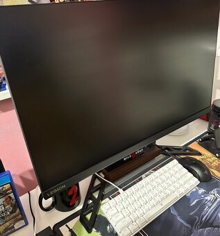 Herní monitor Lenovo Legion - 3