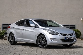 Hyundai Elantra 1.6i /aj na splátky/ - 3