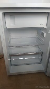 Malá lednice s mrazákem AEG - 3