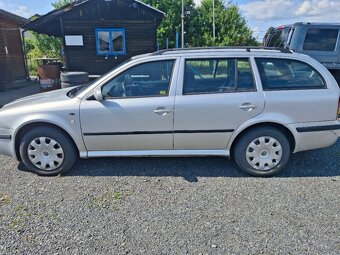 Škoda Octavia kombi 1,6i 16V - 3