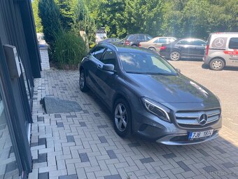Mercedes-Benz GLA 200 CDI 4MATIC - 3