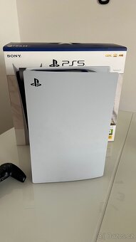 PlayStation 5 s mechanikou - 3