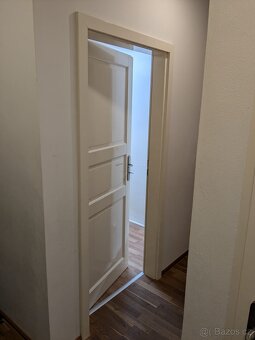 masivní interiérové dveře a zárubně (80, P) - 3