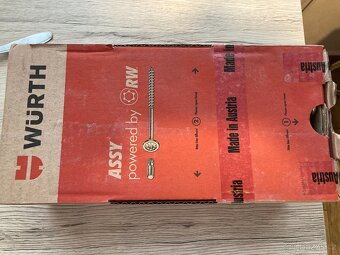 Prodám vruty 220x10 Würth - 3