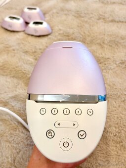 Philips Lumea Prestige IPL 9000 - 3