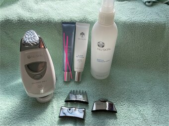 Galvanická žehlička NU SKIN ageLOC - 3