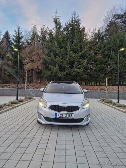 Kia Carens, 1.7crdi. 7-mist. Manual - 3