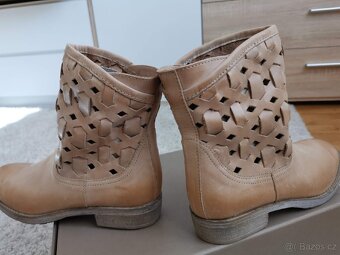 Kožené boty zn. Baťa - 3