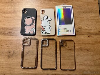 iPhone 11 128GB bílá - 3