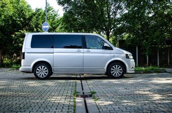 Volkswagen T5 Multivan 2.0 TDi DSG - 3