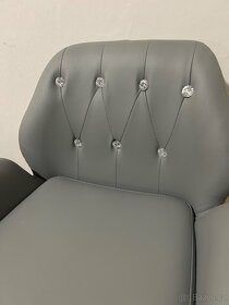 Židle s kamínky - 3
