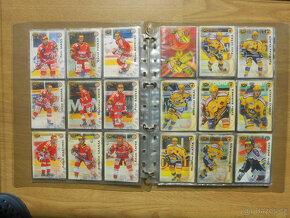 Hokejové kartičky 184 kusů - 3