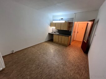 Pronájem garsoniéry 21m2, Pelhřimov, Pražská ul. - 3