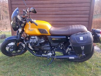 Moto Guzzi V7 lllStone - 3