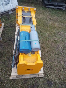 Hydraulické kladivo pro 12-18t - 3