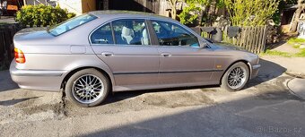 Bmw e39 2.3 i 125kw - 3
