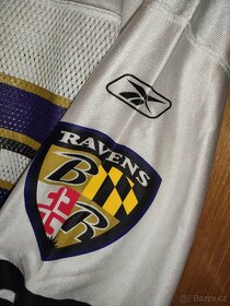NFL dres, Baltimore Ravens, Americký fotbal
- 3