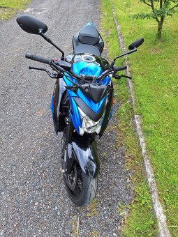 Suzuki GSX-S 1000 - 3