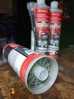 Chemická kotva 410 ml univerzální polyesterová - 3