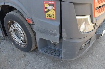 MERCEDES BENZ ACTROS_tahač návěsů - 3