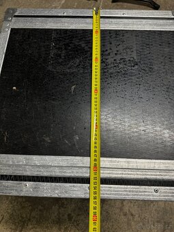 Odpružený rack 3U - 3