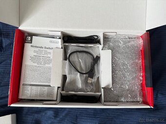 Nintendo Switch + Super Mario Odyssey - 3