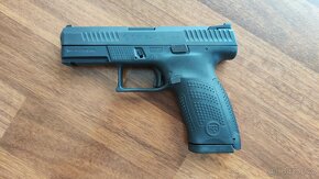 CZ P10C - 3