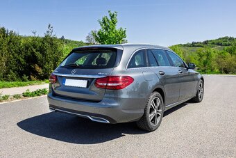 Mercedes-Benz Třídy C, 220d 4MATIC - 3