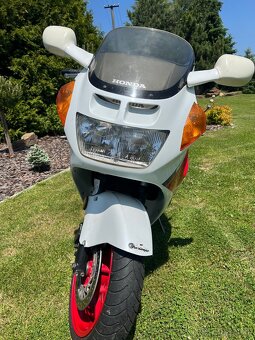 Honda CBR 1000F - 3