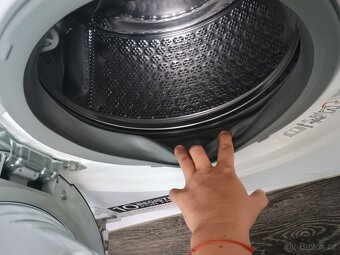 Kombinovaná vestavná pračka-susicka AEG L8WBE68SI - 3