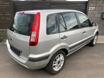 Ford Fusion facelift, 1.6 benzín, 2009, 144.827 kM - 3