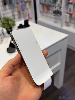 Apple iPhone 13 Pro 256GB Gold - 3