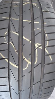 Pneumatiky letní 245/35R19-93Y Hankook ventus - 3
