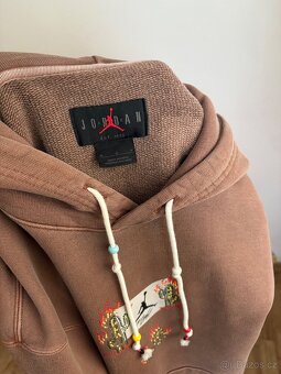 Travis Scott x Jordan Flight Graphic Hoodie Archaeo Brown - 3