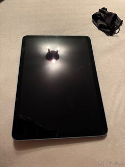 Prodám iPad Air m1 64GB - 3