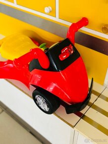 zvukové odrážedlo/chodítko Kiddieland Cars - 3
