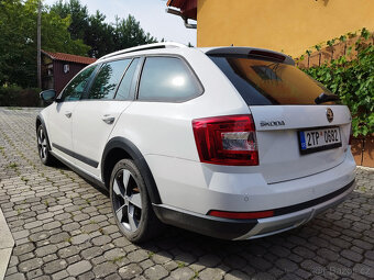 Škoda Octavia Scout 135kw DSG 4x4 Webasto - bez investic - 3
