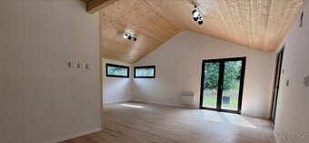 Práce na interiérech montovaných dřevostaveb - 3