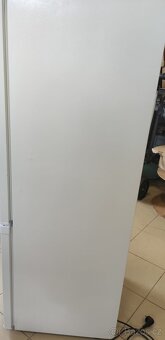 Kombinovaná chladnička ETA 254090000E celkem 170 l - 3