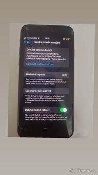 iPhone SE 2020 - 3