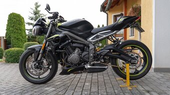 TRIUMPH Street Triple 765 RS - 3
