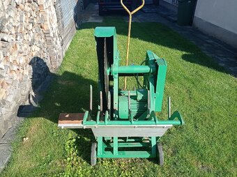 Kotoučová pila na dřevo - 3