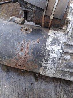 Prodám startér na BMW e28 524td - 3