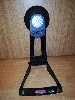 Prodám Yamaha KP-65 6,5" Basový pad - 3
