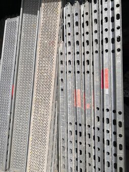 Lešení orig Layher blitz 73cca 100m2 - prodám - 3