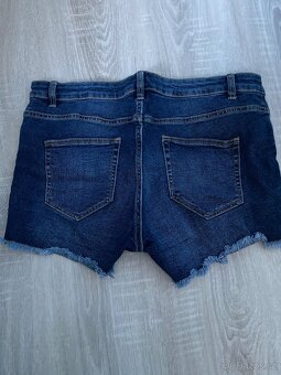Tmavě modré džínové šortky - 3