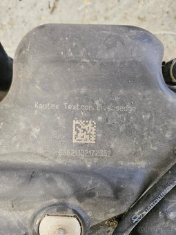 Nádrž Ad blue Renault Trafic 3, Opel Vivaro - 3