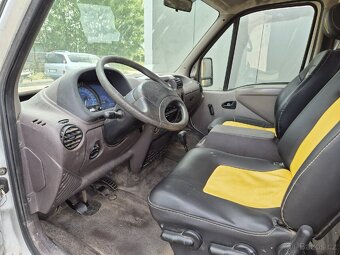 Prodám náhradní díly Renault Master 2.2 dci r.v.2001. - 3